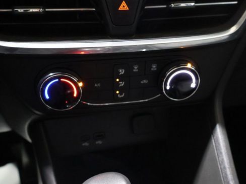 Used 2024 Buick Encore GX Preferred image 27