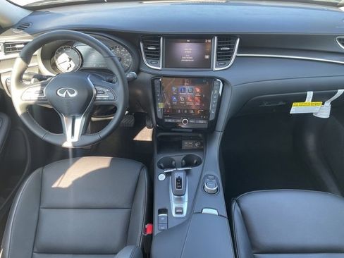 New 2025 INFINITI QX50 Luxe w/ Accent Package image 8