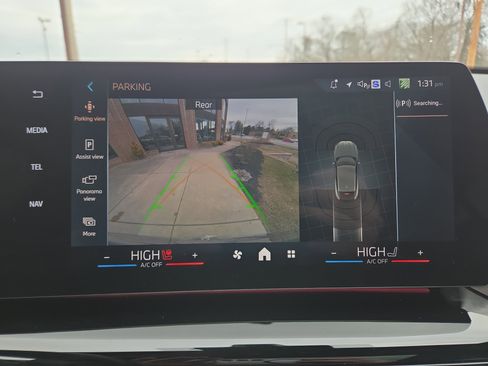 Used 2025 BMW X2 xDrive28i image 25