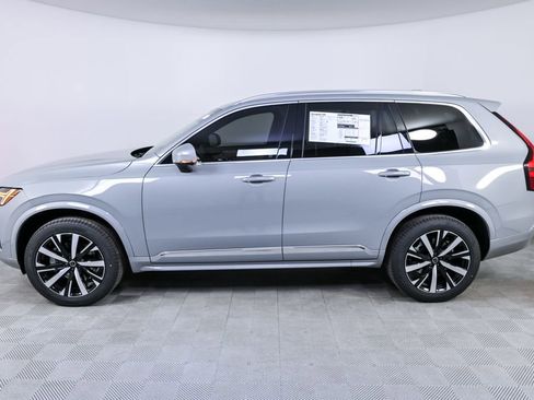 New 2026 Volvo XC90 B5 Core image 2