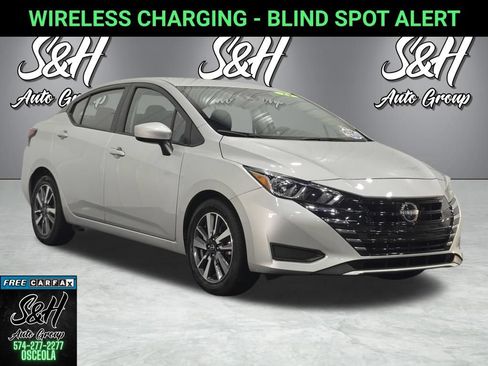 Used 2024 Nissan Versa SV FWD image 1