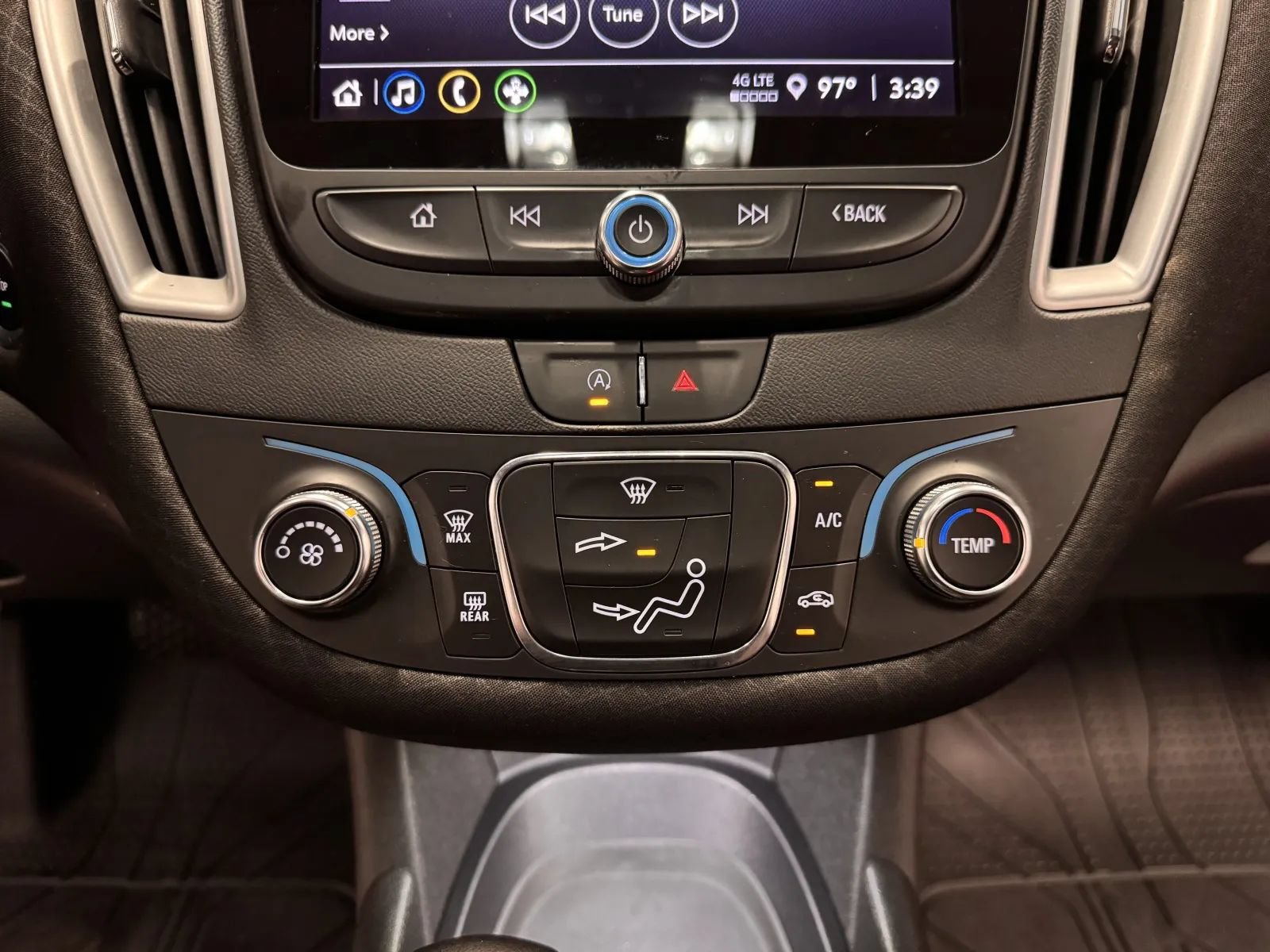 Used 2022 Chevrolet Malibu RS w/ LPO, Floor Liner Package FWD image 32