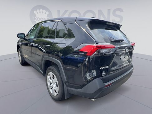 Used 2023 Toyota RAV4 LE AWD/4WD image 4