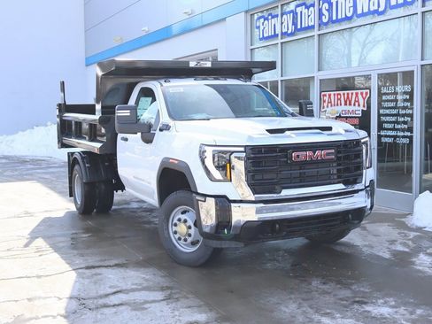 New 2026 GMC Sierra 3500 Pro w/ Convenience Package AWD/4WD image 28