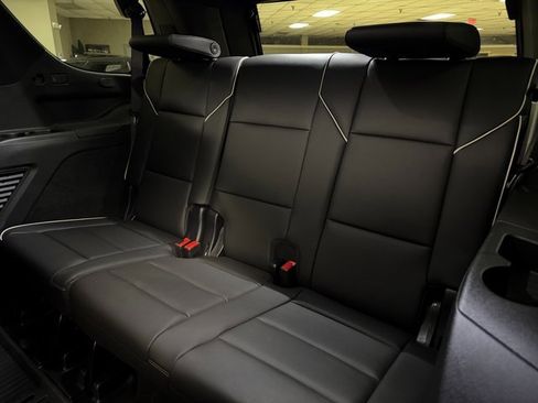 Used 2025 Cadillac Escalade Sport w/ Touring Package image 28