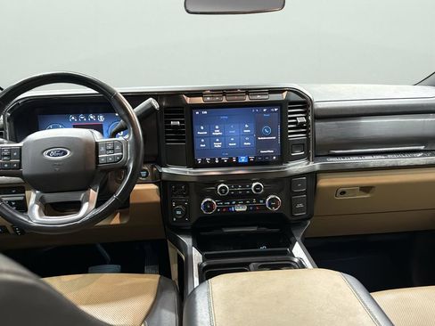 Used 2023 Ford F250 Lariat image 22