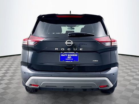 Used 2023 Nissan Rogue S image 6