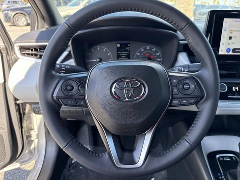 Used 2023 Toyota Corolla SE image 41