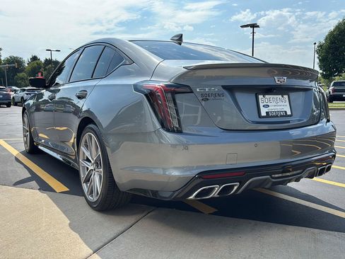 Used 2021 Cadillac CT5 V w/ Premium Package RWD image 28