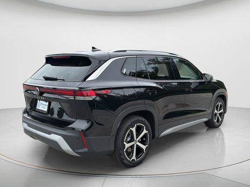 New 2026 Volkswagen Tiguan SE FWD image 6