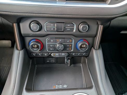 Used 2021 Chevrolet Tahoe High Country AWD/4WD image 21