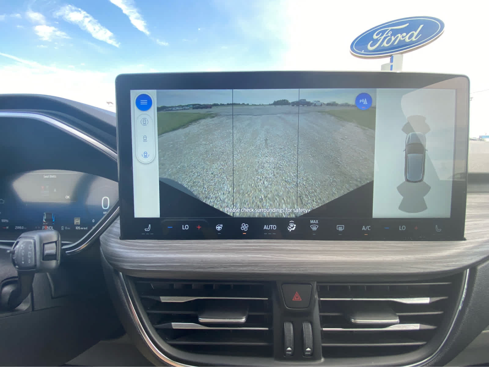 Used 2026 Ford Escape SE w/ PHEV Premium Package FWD image 32