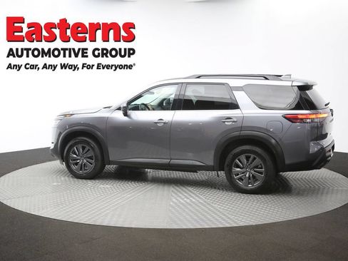 Used 2022 Nissan Pathfinder SV FWD image 62