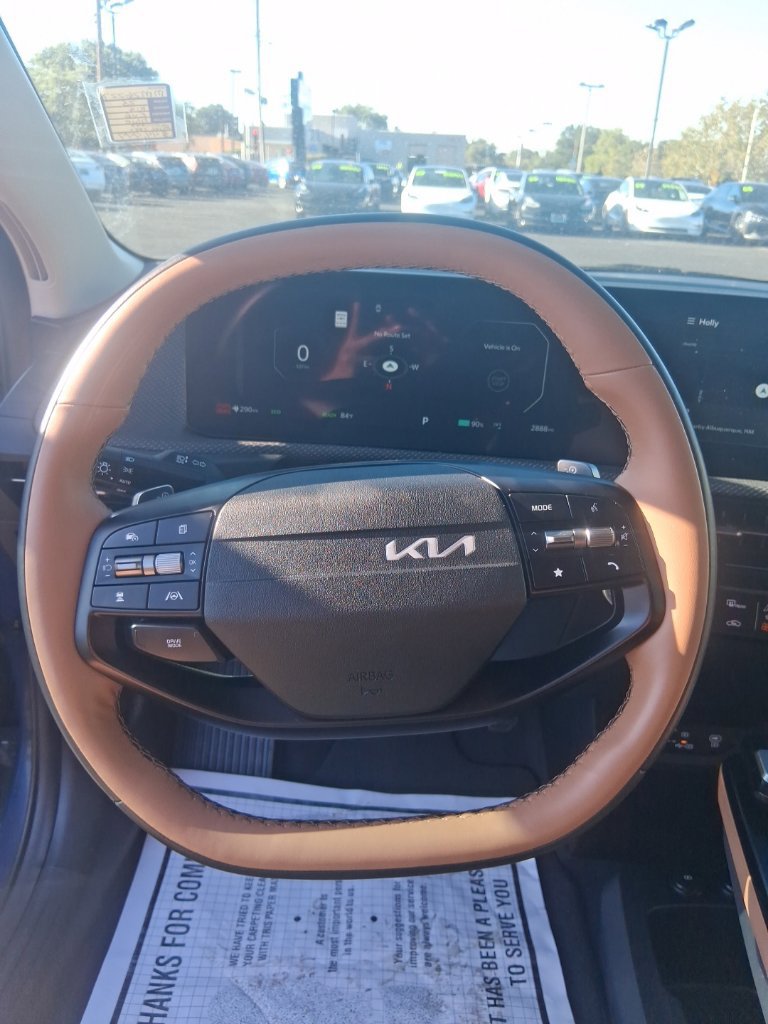 Used 2025 Kia EV6 Wind RWD image 22