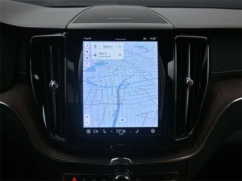 Used 2022 Volvo XC60 B5 Inscription w/ Protection Package Premier image 15