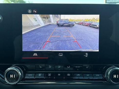 New 2026 GMC Canyon Elevation w/ Convenience Package image 9