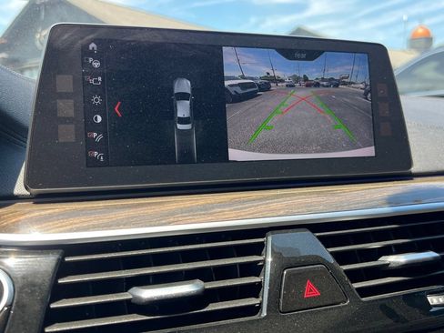 Used 2017 BMW 530i RWD image 47