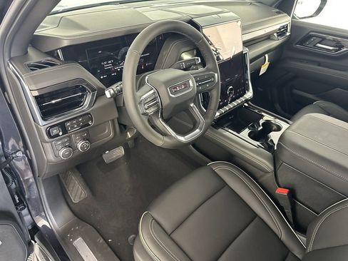 New 2026 GMC Yukon XL Elevation image 13