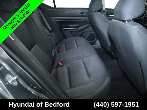Used 2024 Nissan Altima 2.5 S FWD image 32