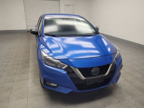 Used 2021 Nissan Versa SR FWD image 14