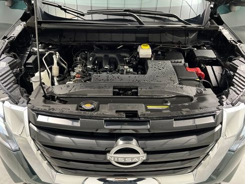 Used 2025 Nissan Pathfinder SL image 74