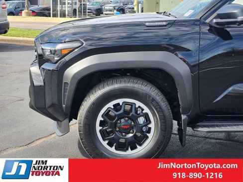 Used 2025 Toyota 4Runner TRD Off-Road Premium w/ Tow Technology Package image 9