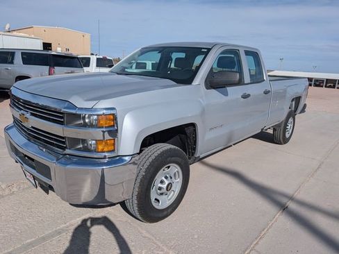 Used 2017 Chevrolet Silverado 2500 W/T image 1