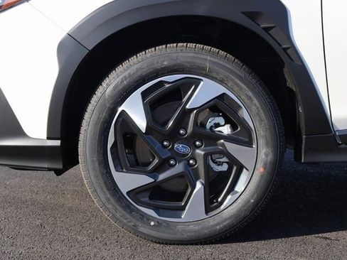 Used 2025 Subaru Crosstrek 2.5i Limited w/ Crosstrek Mirror Package image 10