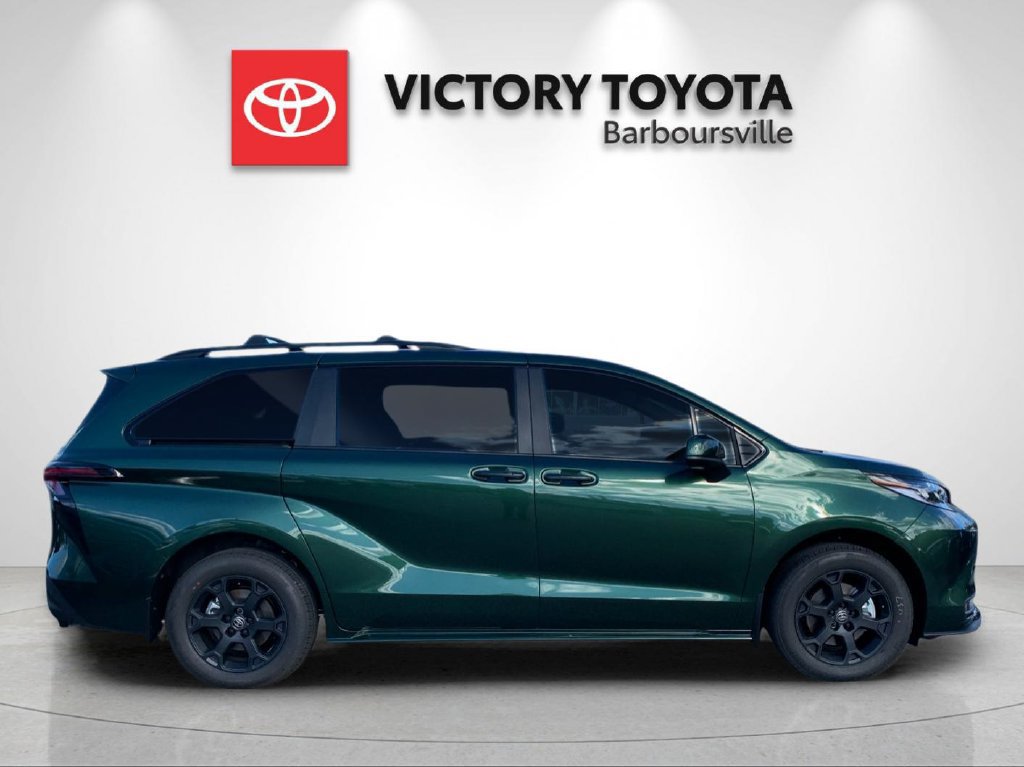 New 2026 Toyota Sienna XLE Woodland Edition AWD/4WD image 6