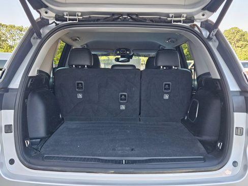 Used 2022 Jeep Grand Cherokee Limited RWD image 29
