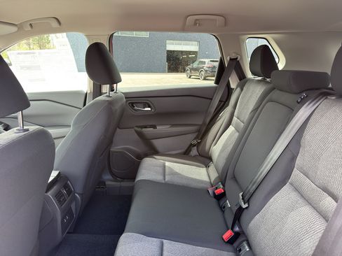 New 2026 Nissan Rogue SV w/ Cold Weather Package AWD/4WD image 32