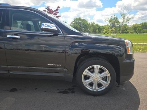 Used 2017 GMC Terrain SLT w/ Open Road Package FWD image 5