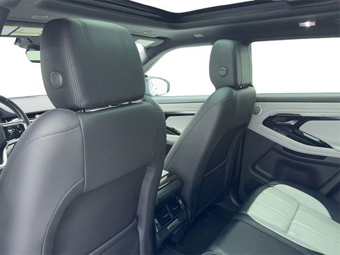 Used 2021 Land Rover Range Rover Evoque R-Dynamic SE image 39