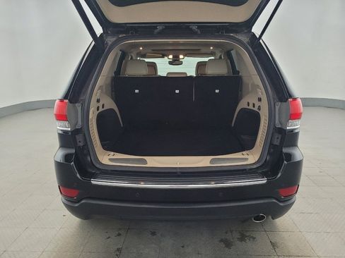 Used 2019 Jeep Grand Cherokee Limited AWD/4WD image 29