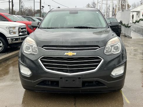 Used 2017 Chevrolet Equinox LT w/ Convenience Package image 3