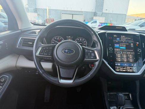 Used 2023 Subaru Ascent Limited AWD/4WD image 8