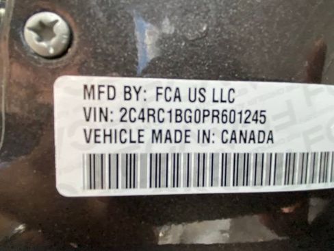 Used 2023 Chrysler Pacifica Touring-L image 29