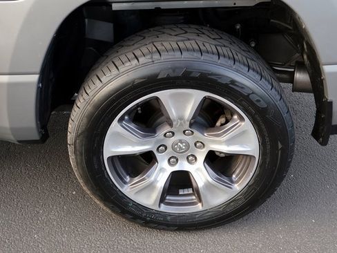 Used 2024 RAM 1500 Laramie image 20