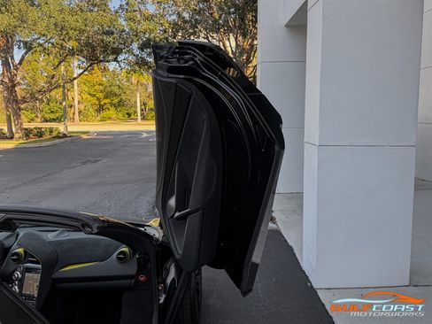 Used 2022 McLaren 720S Performance image 37