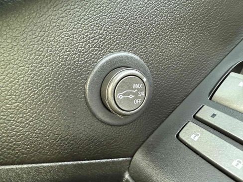 Used 2011 Cadillac CTS AWD Wagon image 40