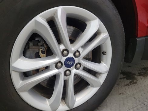 Used 2020 Ford Edge SEL w/ Cold Weather Package image 31