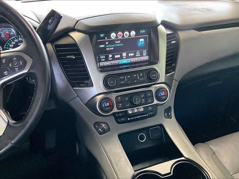 Used 2018 Chevrolet Tahoe LT w/ Off-Road Package AWD/4WD image 8