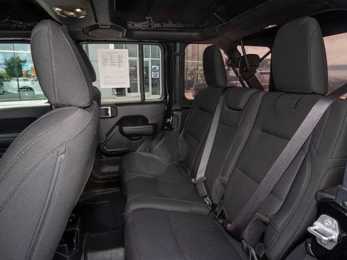 Used 2022 Jeep Wrangler Unlimited Sport AWD/4WD image 17
