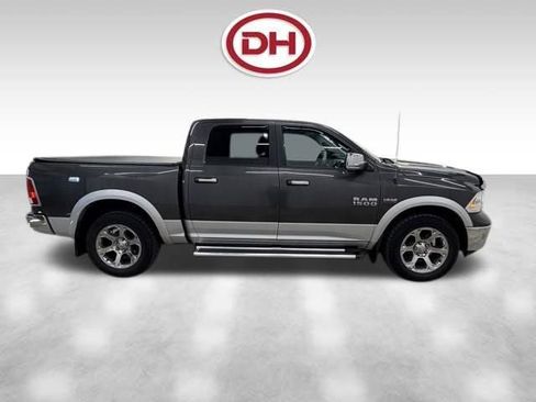 Used 2018 RAM 1500 Laramie w/ Convenience Group AWD/4WD image 2