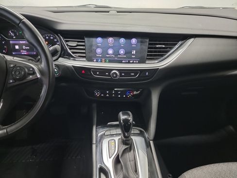 Used 2019 Buick Regal Preferred w/ Sights and Sounds Package FWD image 20