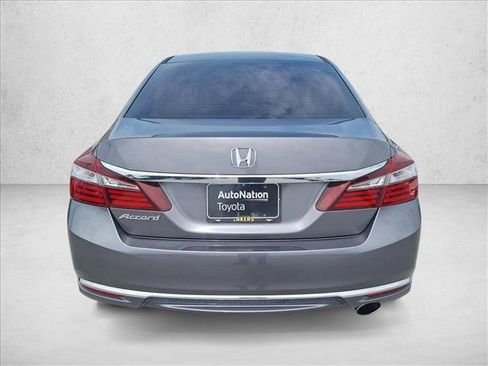 Used 2016 Honda Accord LX image 7