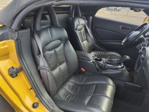 Used 2002 Chrysler Prowler image 13