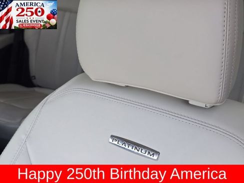 Used 2020 Ford Expedition Platinum RWD image 16