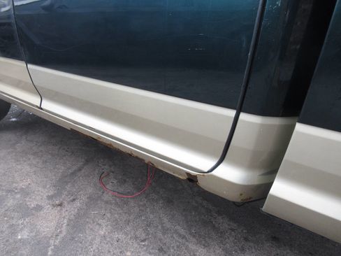 Used 2011 RAM 2500 Laramie w/ HD Snow Plow Prep Group image 17