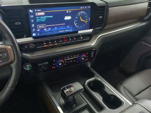 Used 2022 Chevrolet Silverado 1500 High Country w/ Technology Package image 26